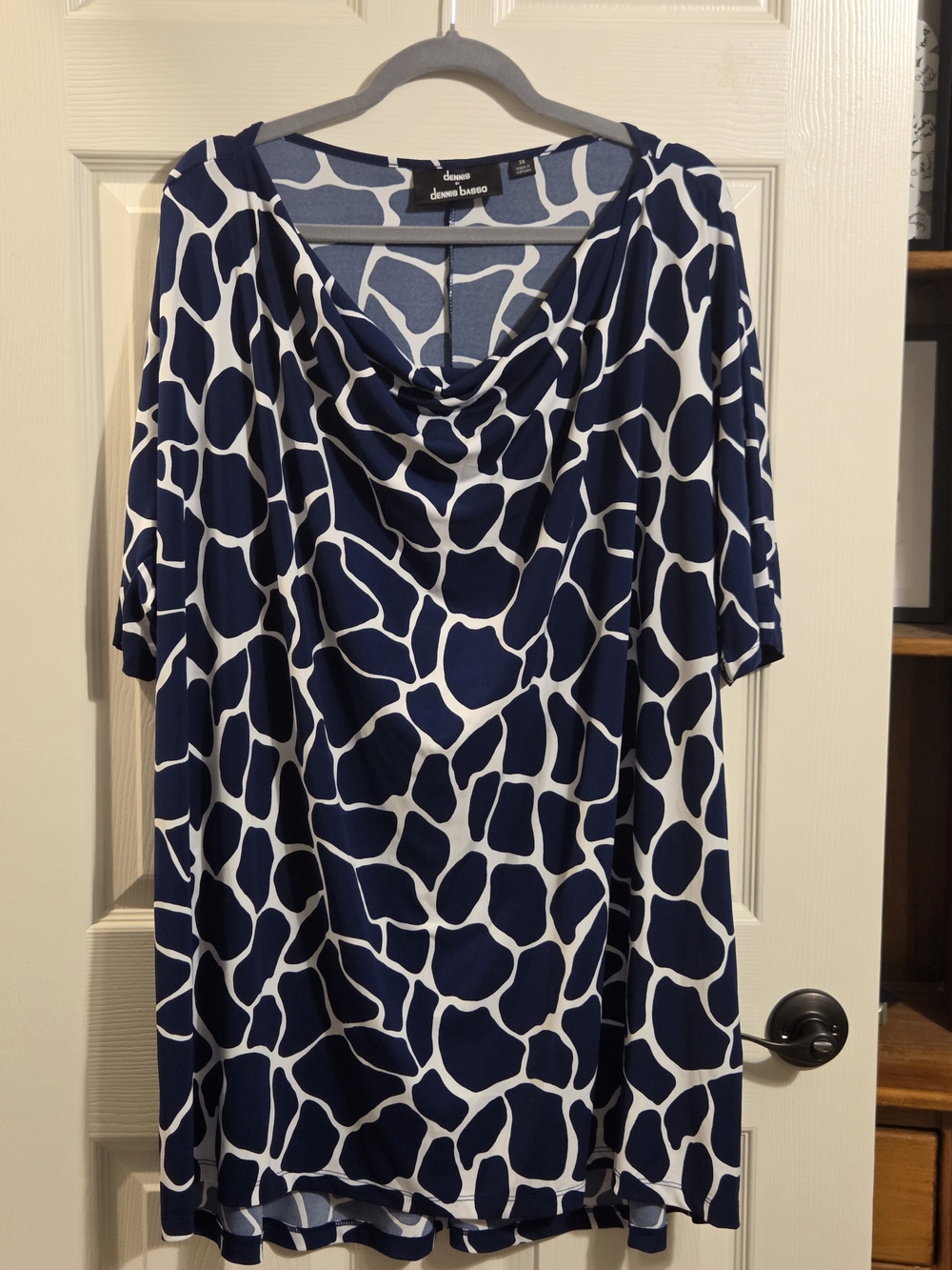 dennis basso Navy and White Abstract Wave Print Top